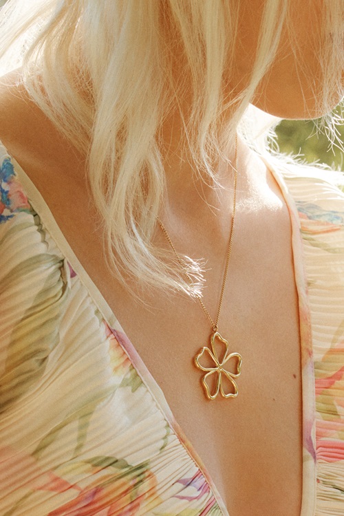 Alba Necklace L Gold 3