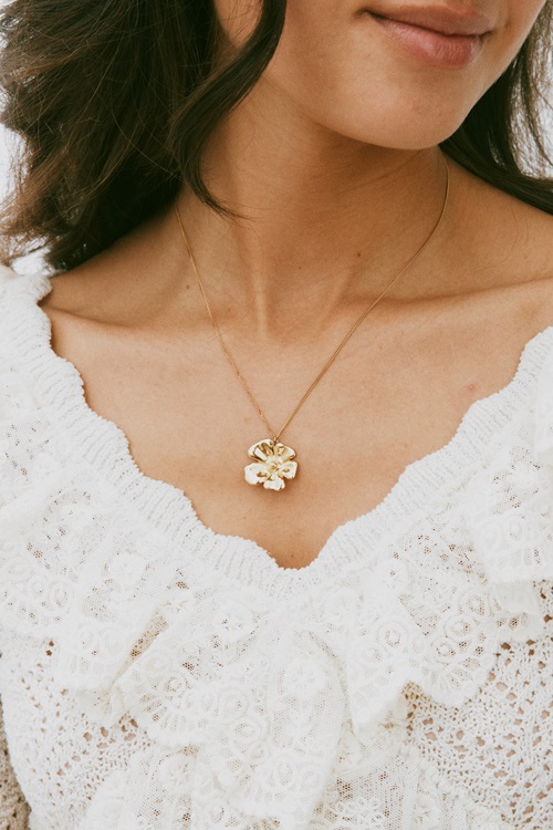 Floral Necklace L Gold 3