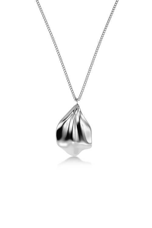 Edblad Petal halsband i silver – stiliserat blomblad