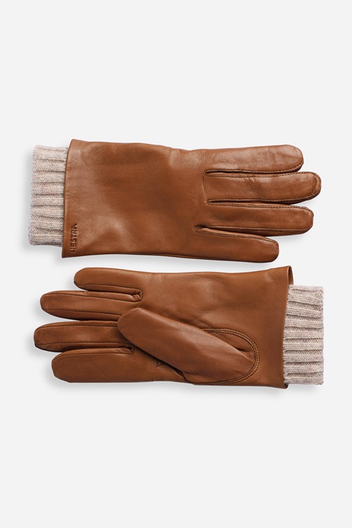 LIGHT BROWN