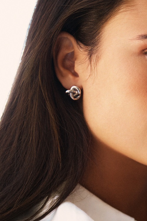 Edblad Infinity Knot Studs L Silver örhängen herr – bild 3