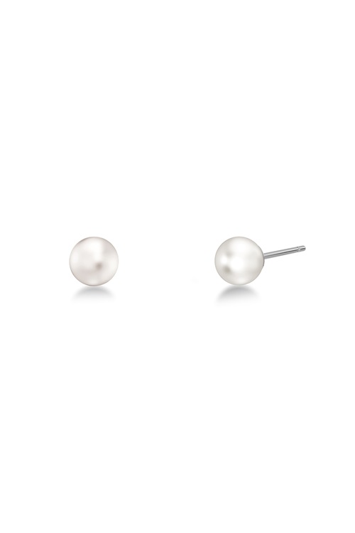 Lilian studs medium 2