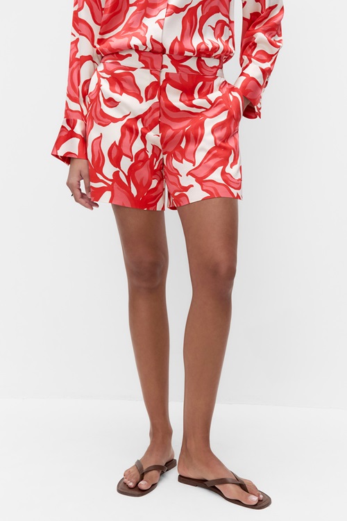 Stockh lm Alissa shorts i satin med hög midja