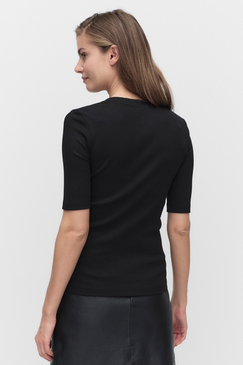 InWear Dagnaiw v t-shirt dam – bild 2
