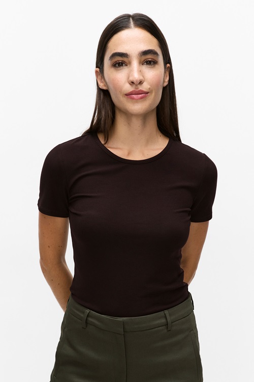 DARK BROWN