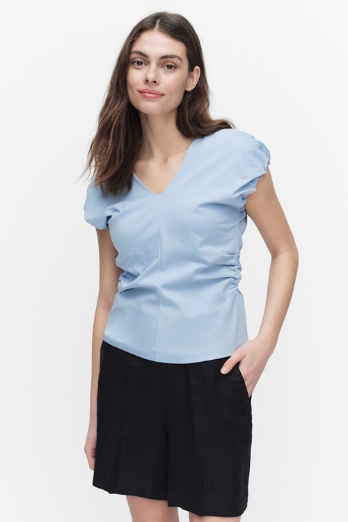 LIGHT BLUE