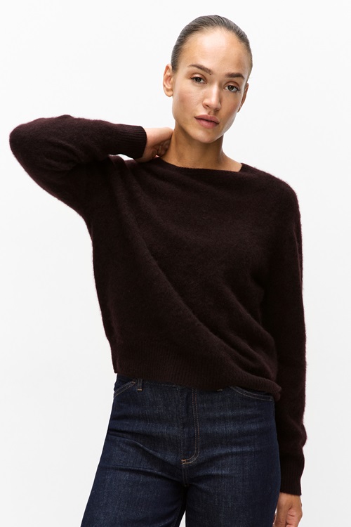 Bianca R-neck sweater