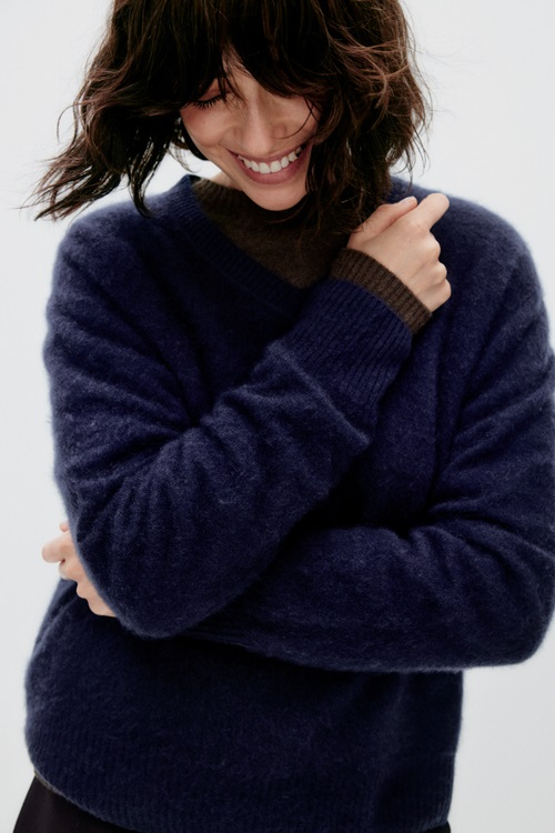 Bianca V-neck sweater
