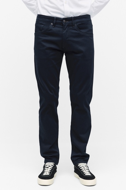 DARK NAVY