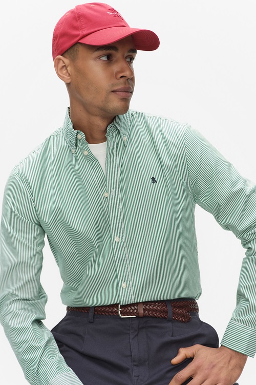 VERDANT GREEN