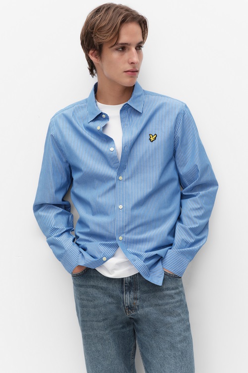Lyle & Scott Twin Stripe – randig herrskjorta i bomull