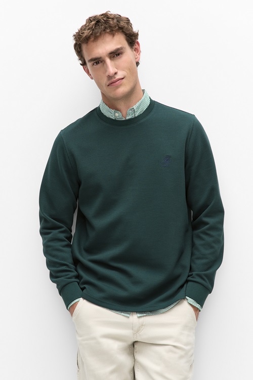 DARK GREEN