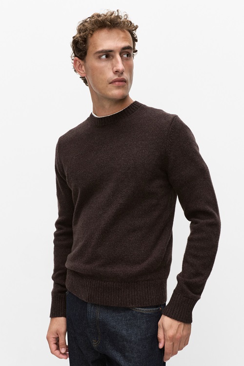 DARK BROWN