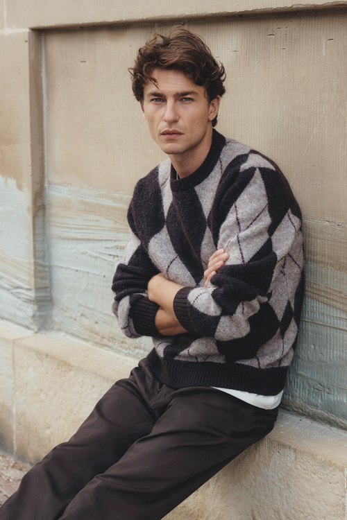 Romeo argyle sweater